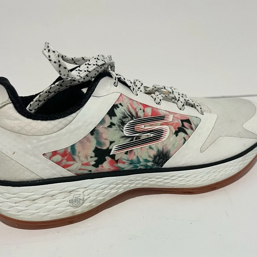 Skechers Women's Go Golf Spikeless Birdie Tropic Golf Shoe Size 6.5 Style‎ 14854